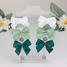 Load image into Gallery viewer, Bows - Green Floral collection